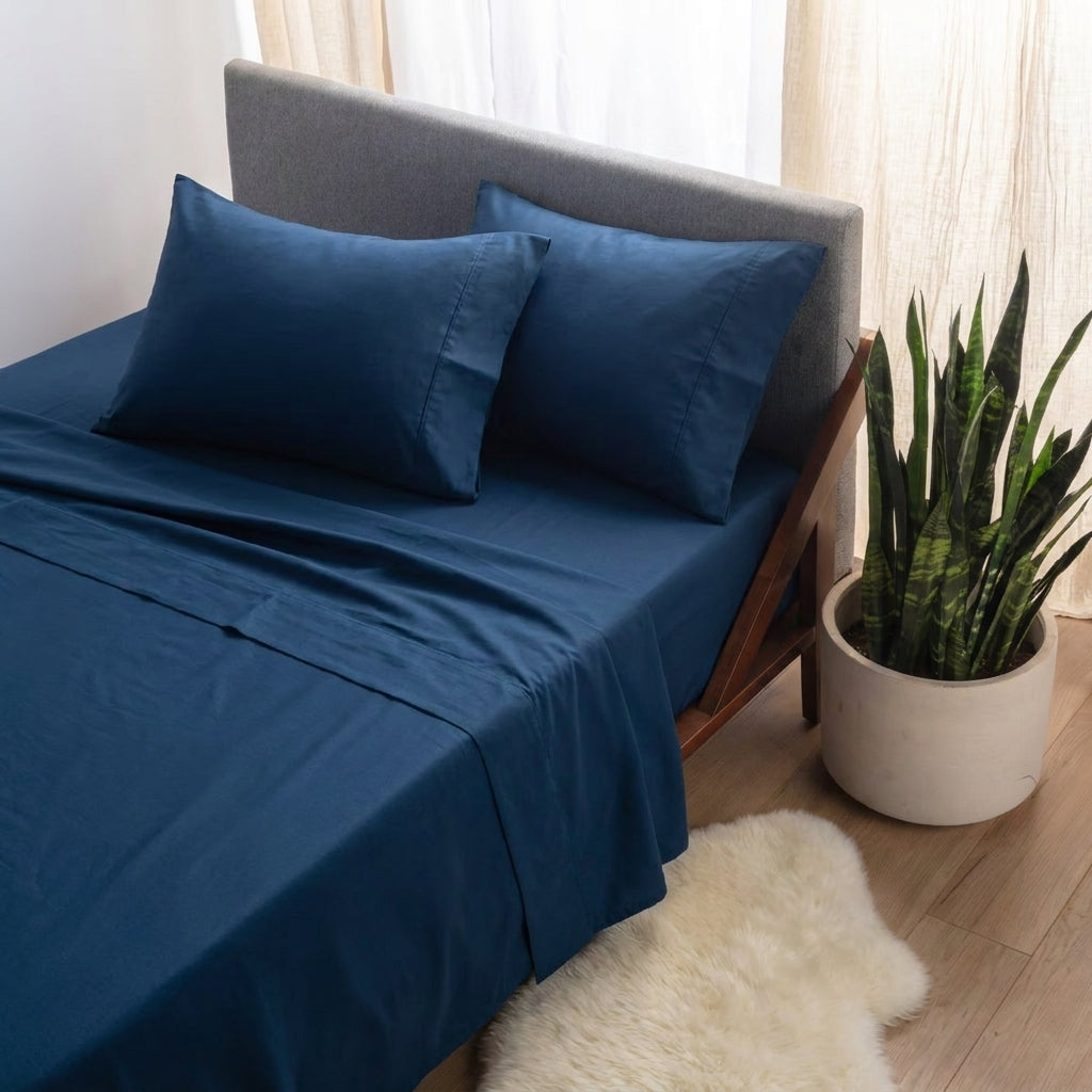 Draps NUVIA Bleu nuit en ambiance chambre